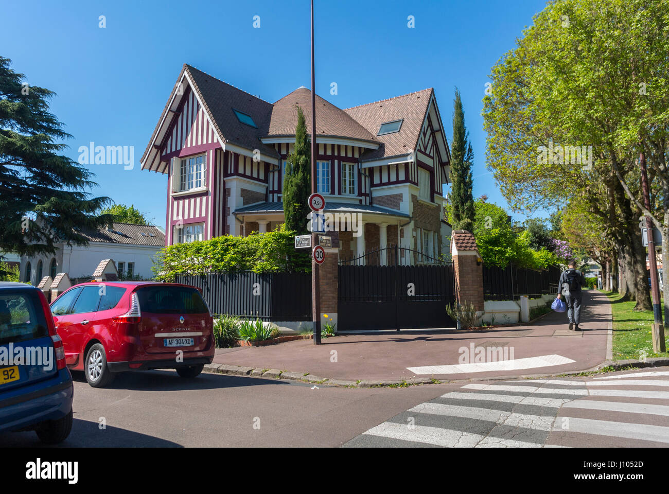 Antony France Paris Suburbs Suburban Street Scenes House