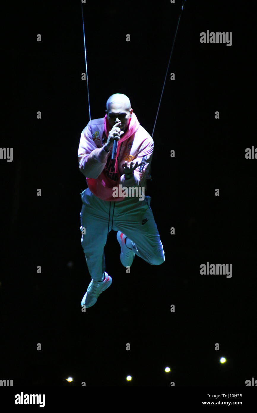 Tampa, Florida, USA. 16th Apr, 2017. CHRIS BROWN performs at the Amalie Arena on The Party Tour. Credit: Tiffany Browning/ZUMA Wire/Alamy Live News Stock Photo