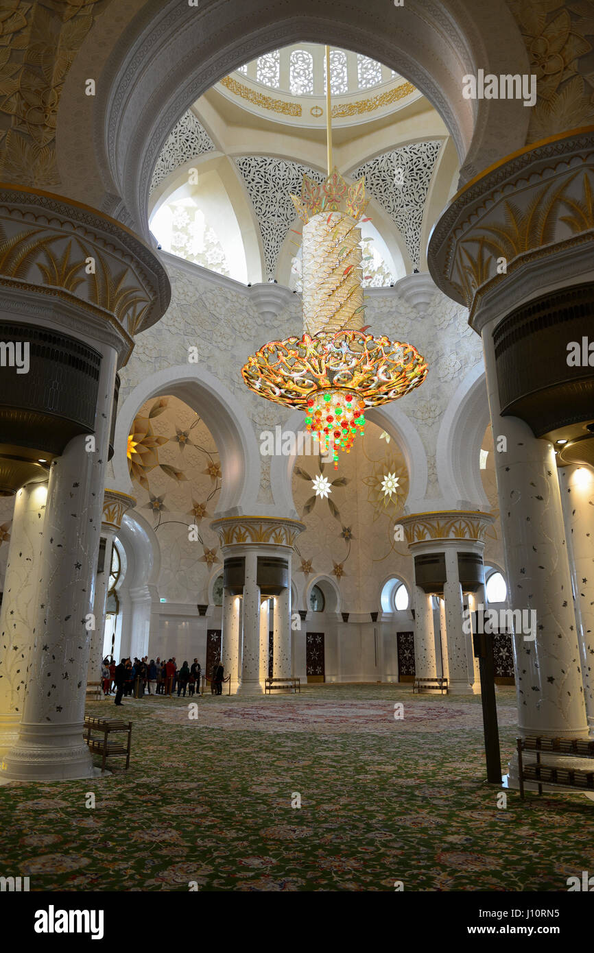 Interior of Sheikh Zayed Grand Mosque, Abu Dhabi, United Arab Emirates, Middle East Stock Photo