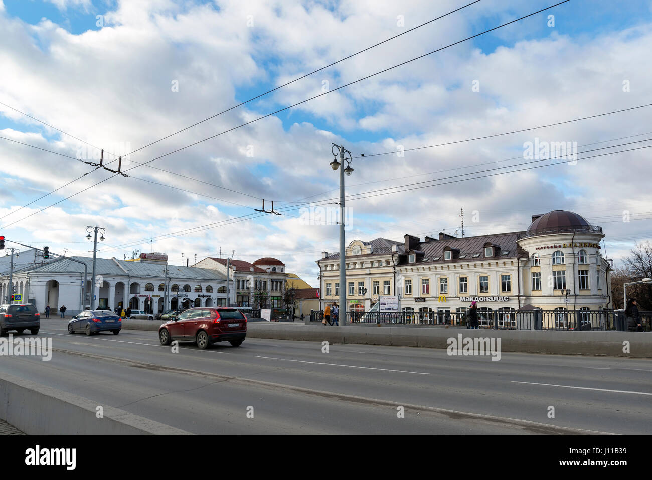 VLADIMIR, RUSSIA -05.11.2015. Bolshaya Moskovskaya Street - Historic downtown Stock Photo