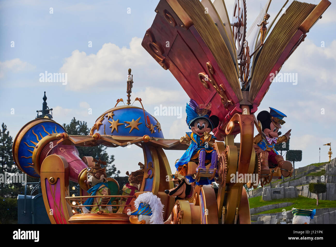 Mickey and Minnie Mouse with other cartoon characters at the 25th Anniversary of Disneyland Paris. Stock Photo