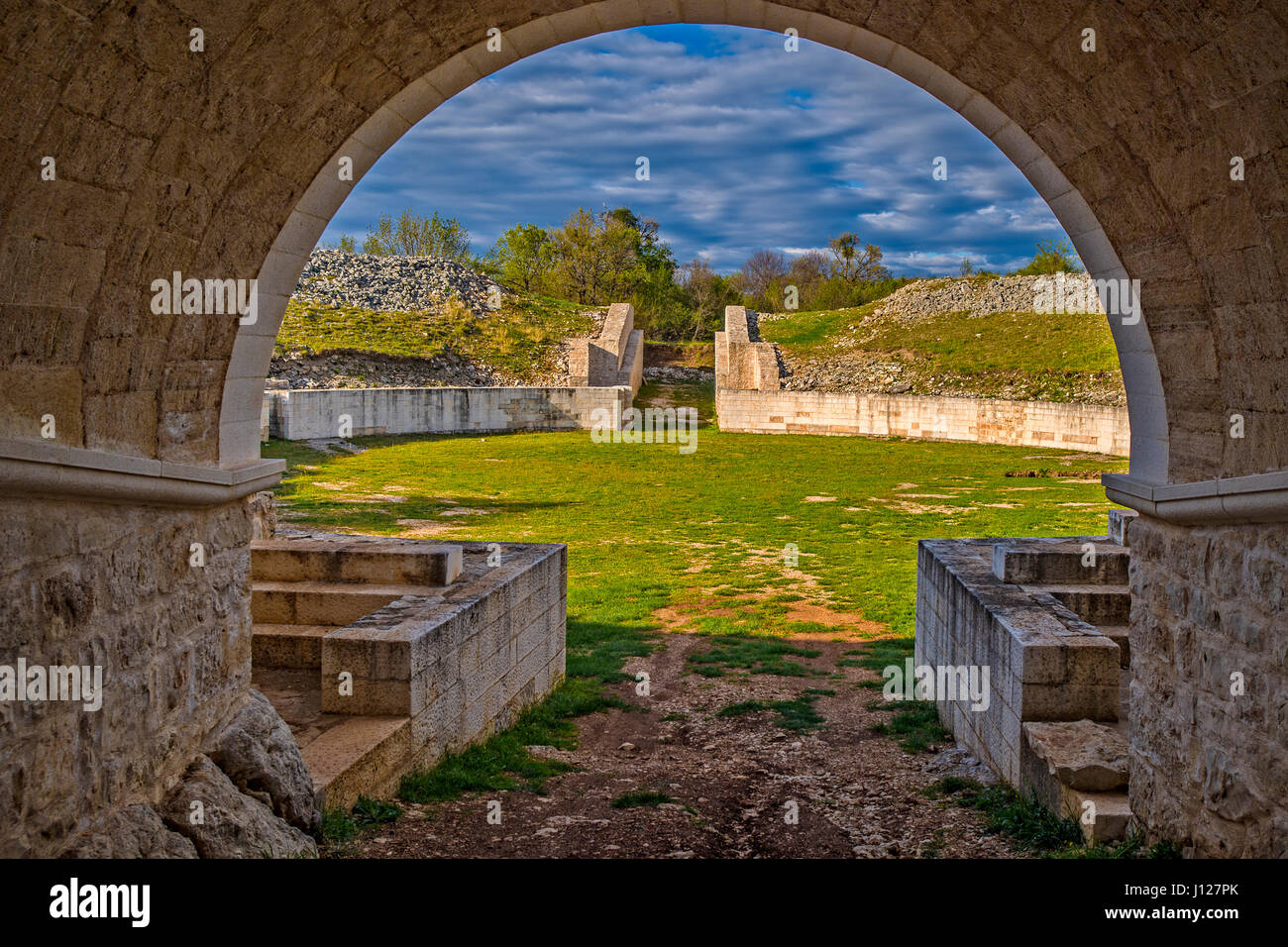 Burnum roman amphitheater hi-res stock photography and images - Alamy