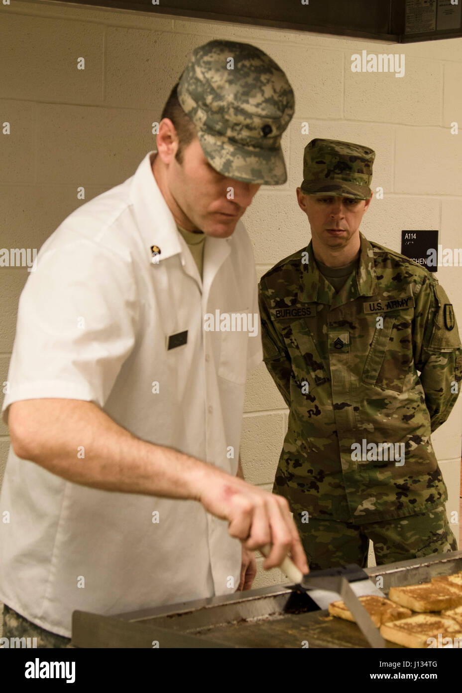 Staff Sgt. Brett Burgess of Springfield, Illinois, an instructor with 2nd Battalion 129th