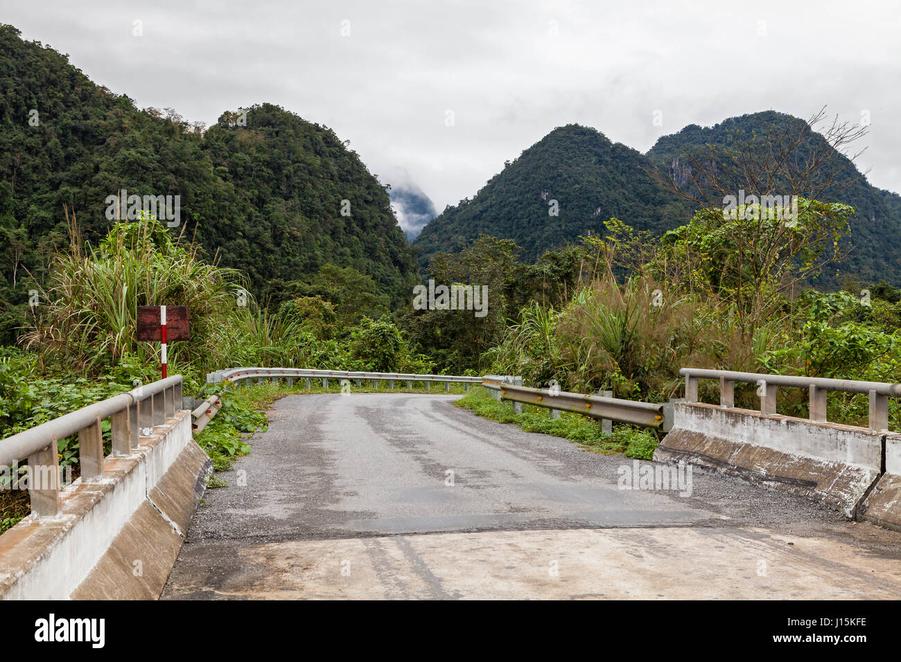 Phong Nha, Vietnam - march 9 2017: road through the jungle, Ke-Bang National Park Stock Photo