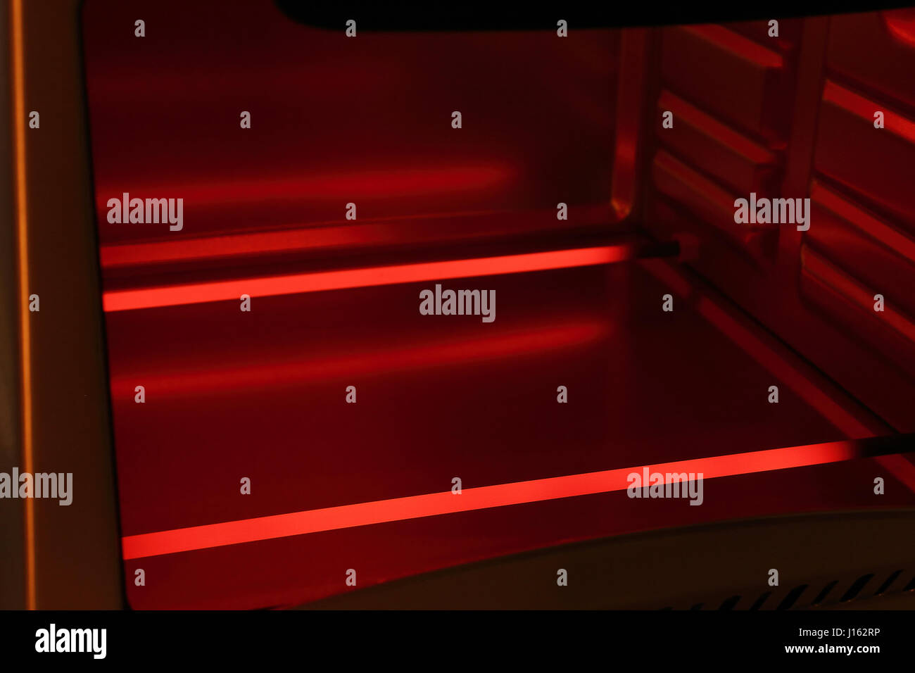 Heating element toaster hires stock photography and images Alamy