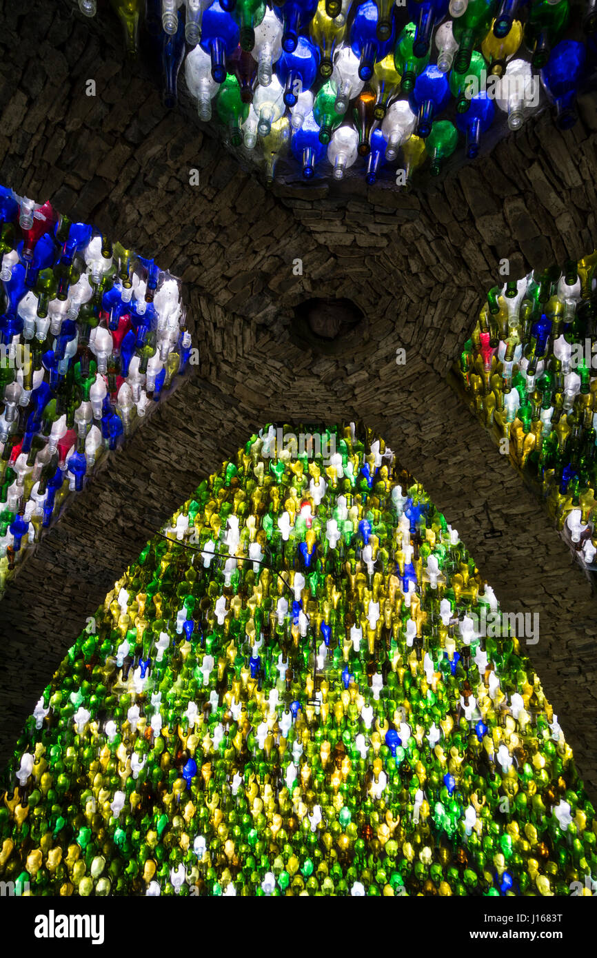 Bottle grotto hires stock photography and images Alamy