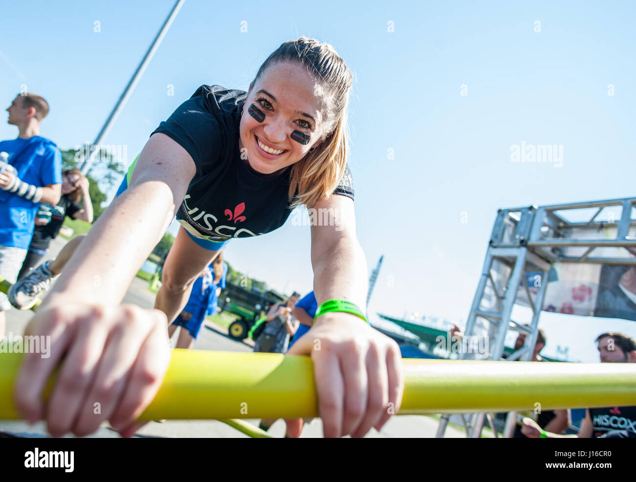Crash Course Obstacles EXTREME obstacle course Tough Mudder has come to New York City have got ...