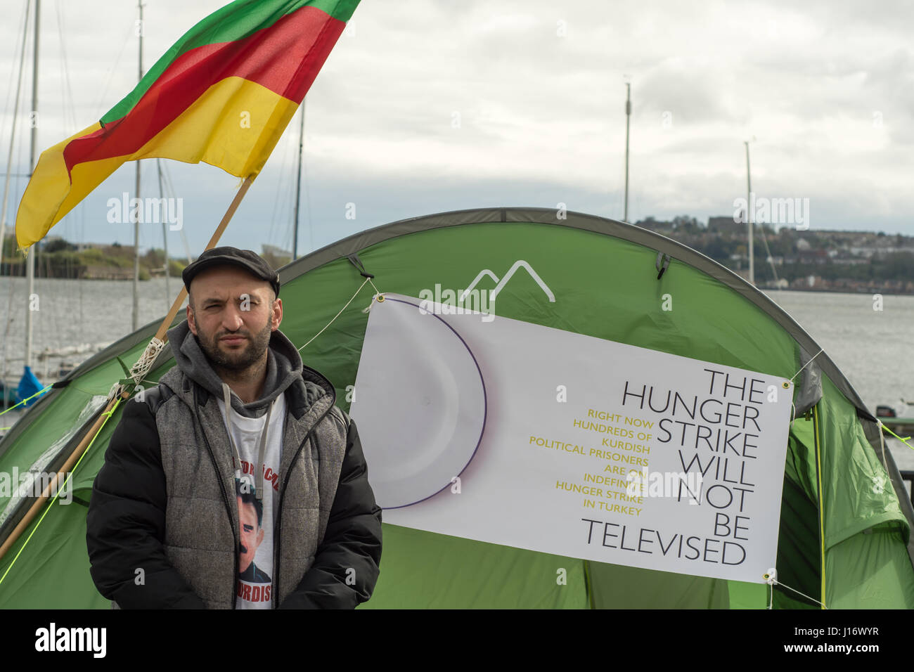 Imam Sis conducting hunger strike outside Senedd. Protest by Kurdish Solidarity Wales in support of polital prisoners jailed in Turkey Stock Photo