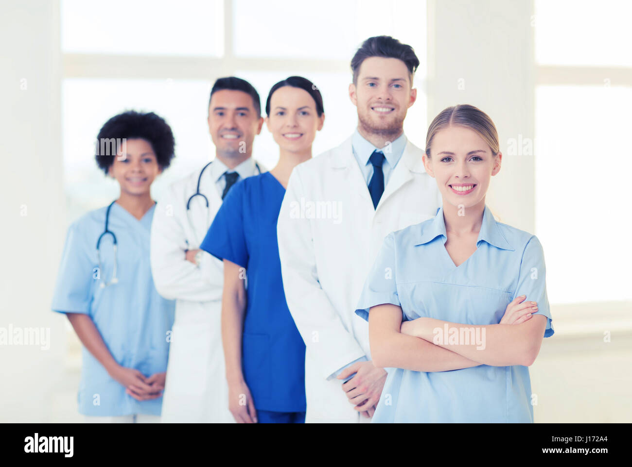 Group doctors nurses hospital hi-res stock photography and images - Alamy