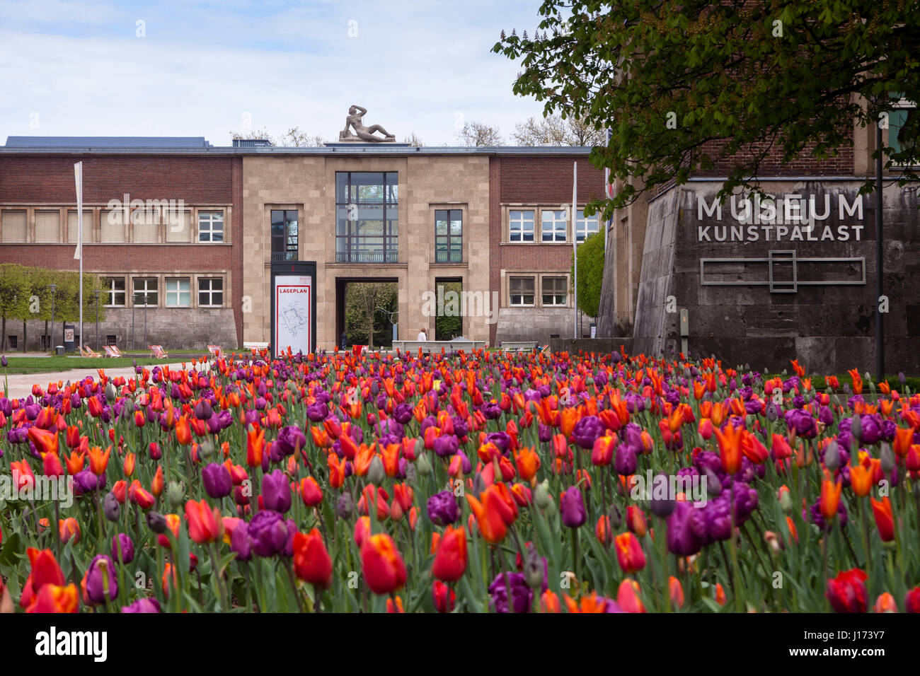 Europe, Germany, Duesseldorf, museum Kunstpalast, Ehrenhof. Stock Photo