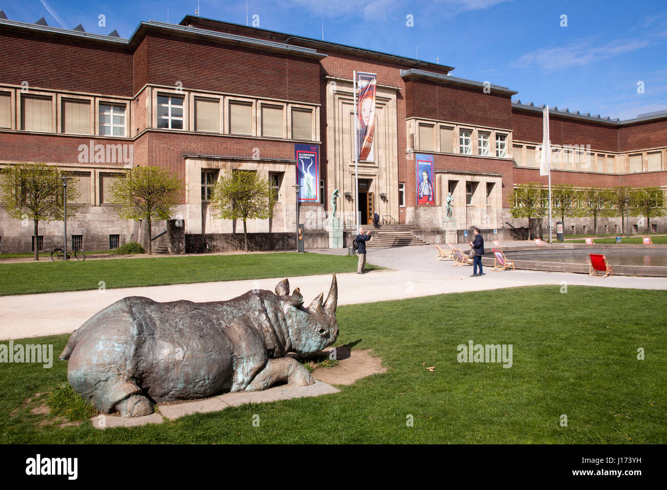 Germany, Duesseldorf, museum Kunstpalast, Ehrenhof, rhino sculpture by Johannes Brus. Stock Photo