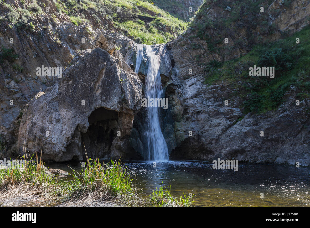 Paradise Falls, Outdoors