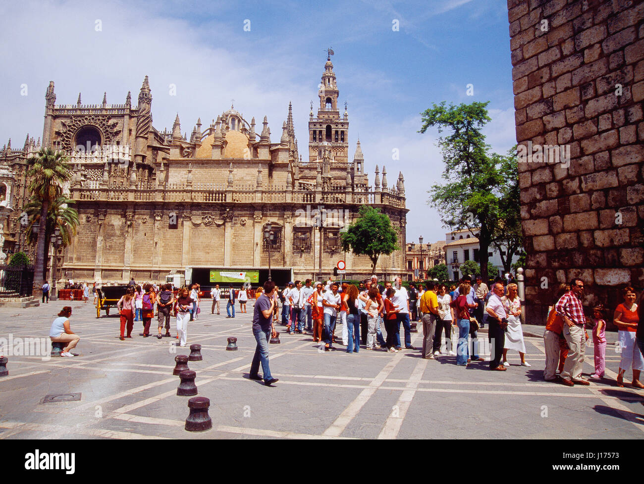 Cathedral and queue of tourists. Sevilla, Andalucia, Spain. Stock Photo