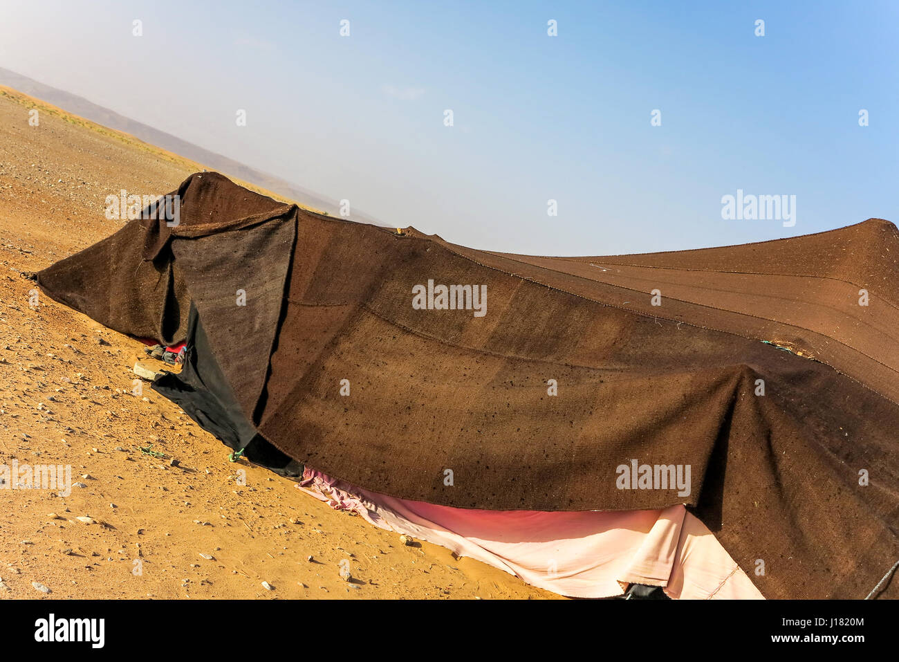 Bedouin tent morocco hi-res stock photography and images - Alamy
