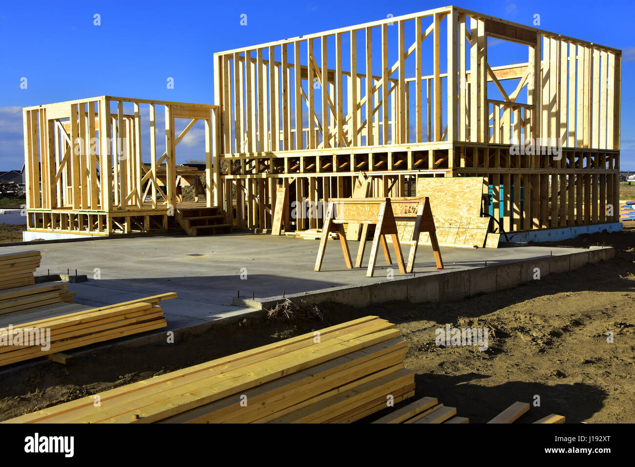 New homes under construction hi-res stock photography and images - Alamy