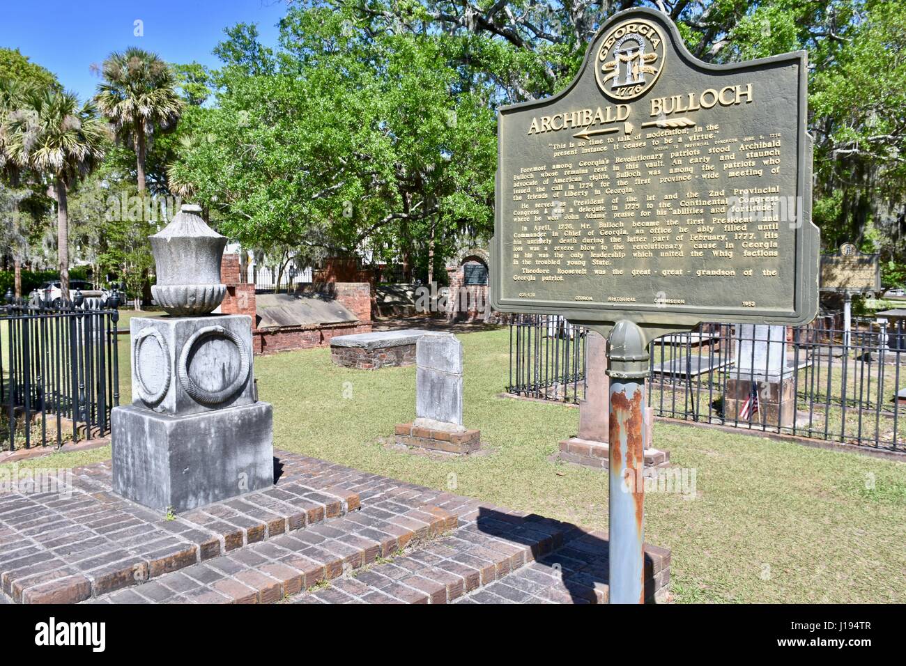 Historic Colonial Park Cemetery in historic Savannah Stock
