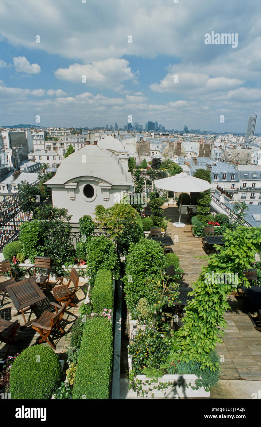 Paris rooftop gardens hires stock photography and images Alamy
