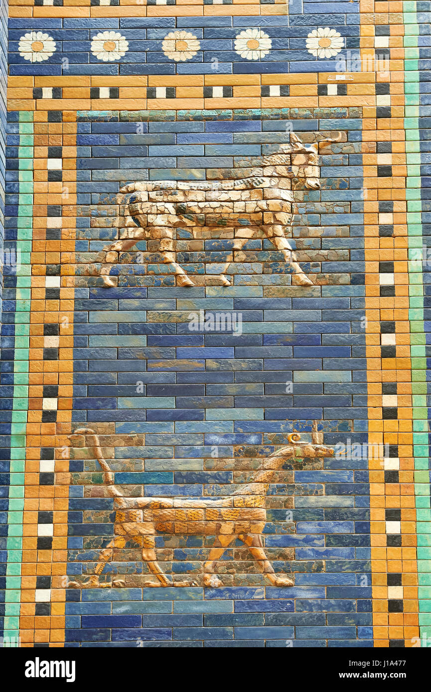 Coloured glazed brick panels of the facade of the  first smaller Ishtar Gate, Babylon, dating from 604-562 BC. Babylon (present day Iraq). The Ishtar  Stock Photo