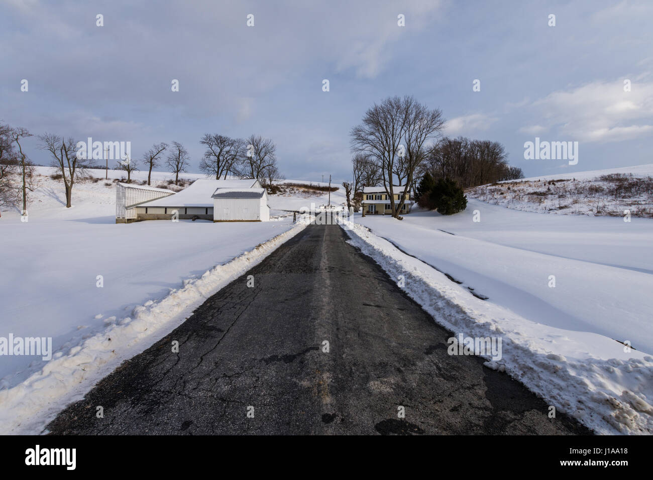 The Snowy Wallace Cross Mill in Felton, Pennsylvania Stock Photo Alamy