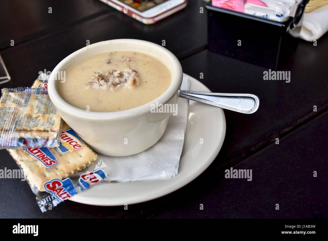 Clam chowder cup hires stock photography and images Alamy