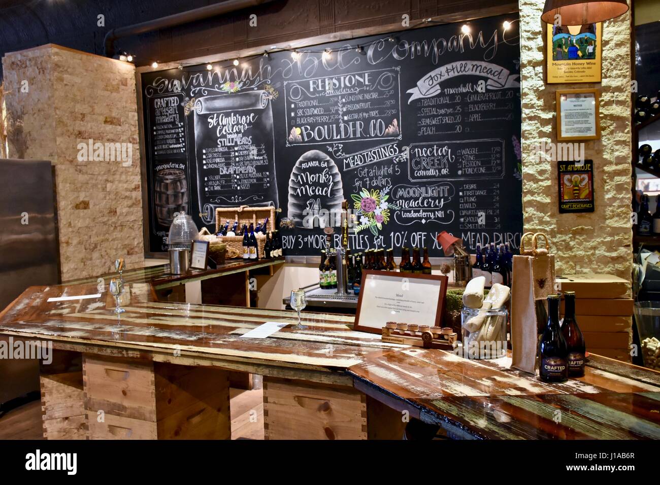 Mead tasting room at the Savannah Bee Company Stock Photo