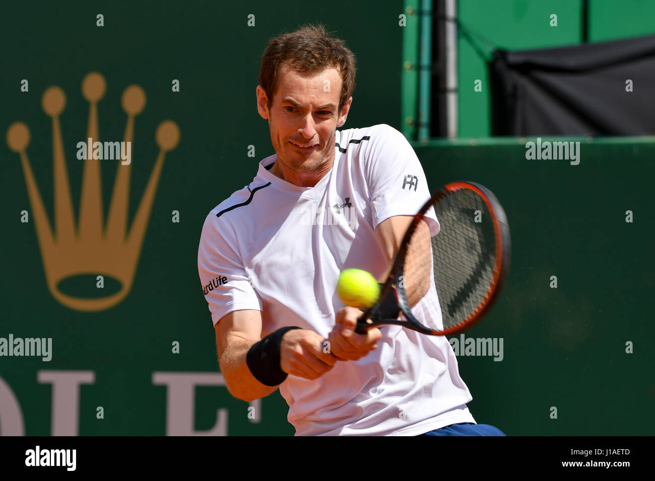 Monte Carlo, Monaco. 19th April, 2017. The Monte-Carlo Rolex Masters tennis  tournament; 2nd round mens match, Andy Murray (gbr) as he beats Muller in 2  sets Credit: Action Plus Sports Images/Alamy Live