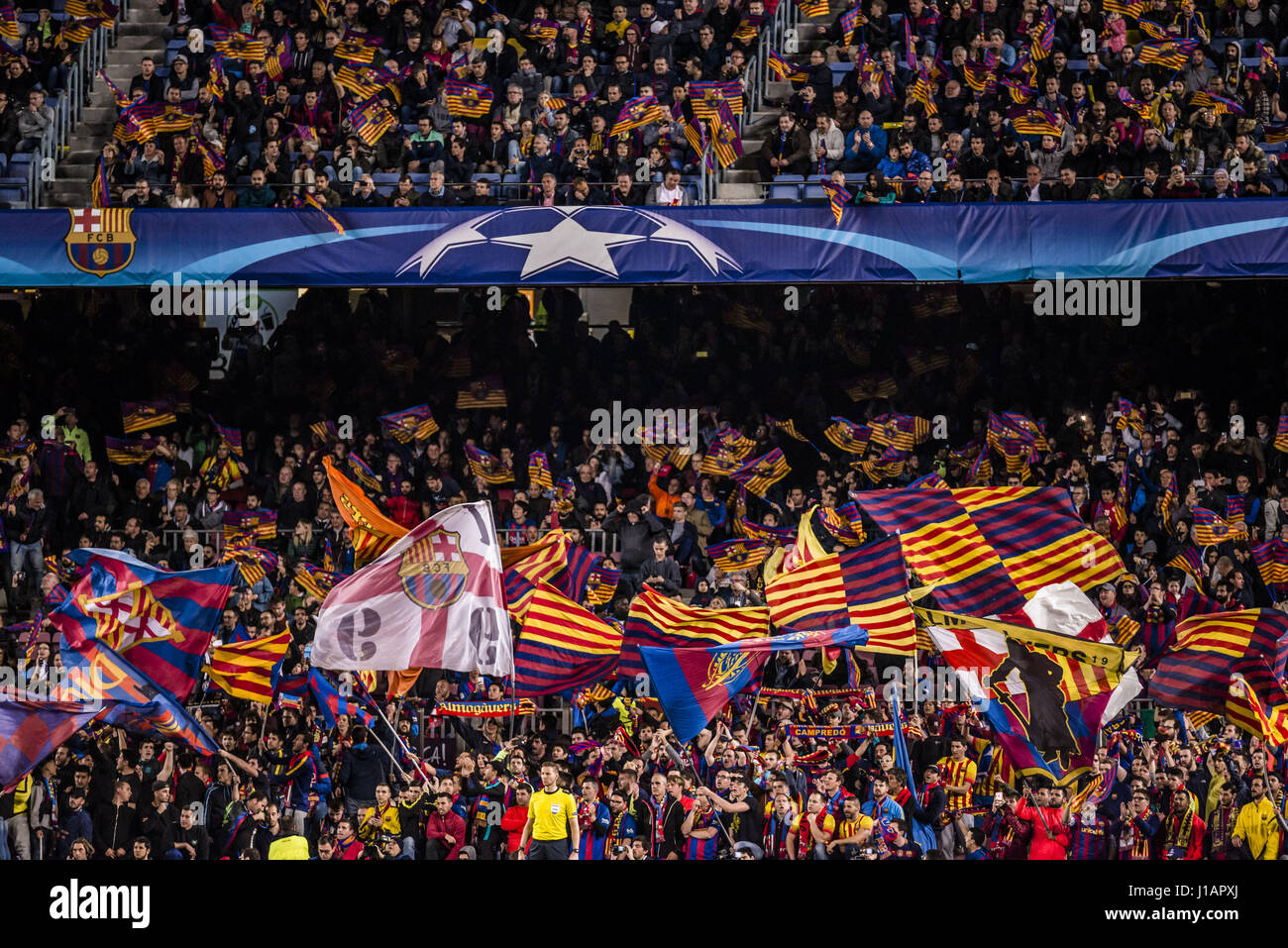 April 19, 2017 - FC Barcelona fans acknowledge their team ...
