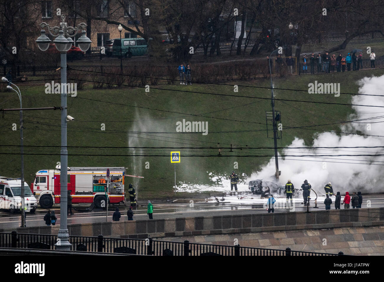 Firefighter car accident pole hires stock photography and images Alamy