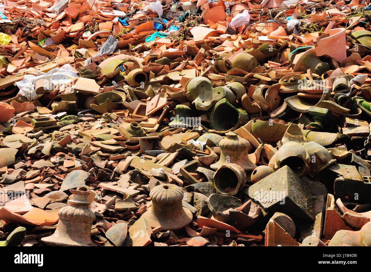 Broken Pottery High Resolution Stock Photography and Images Alamy
