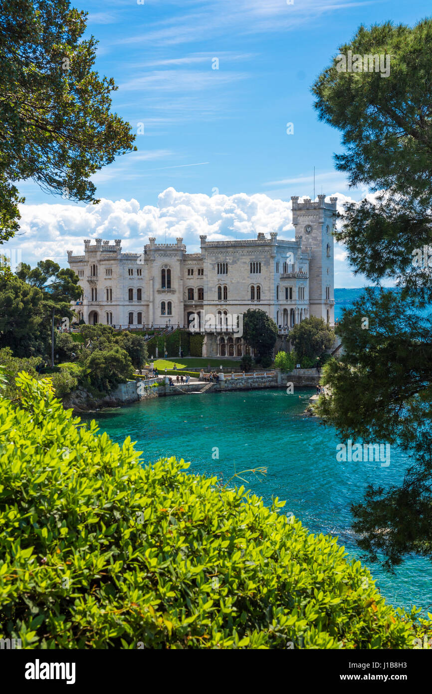 Habsburg Castle High Resolution Stock Photography and Images Alamy