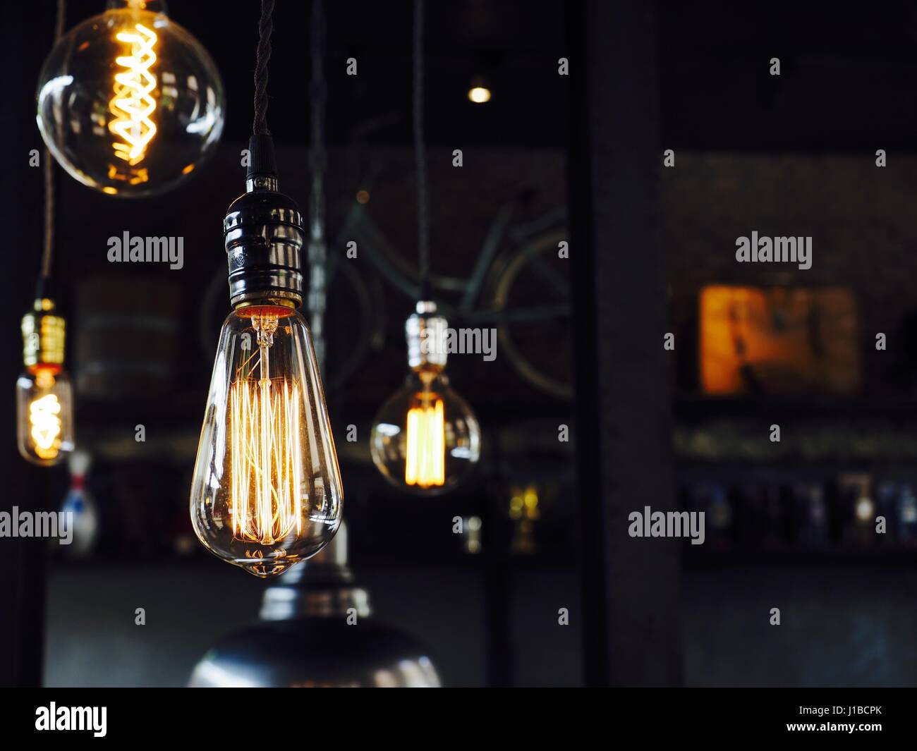 Modern filament lighting hi-res stock photography and images - Alamy