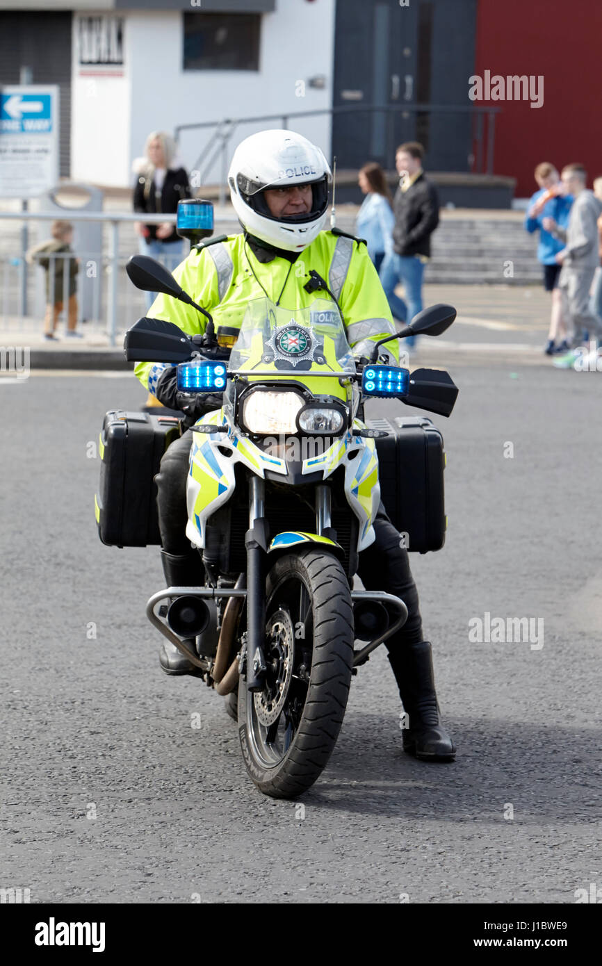 psni police officer traffic police on bmw motorbike northern ireland Stock Photo