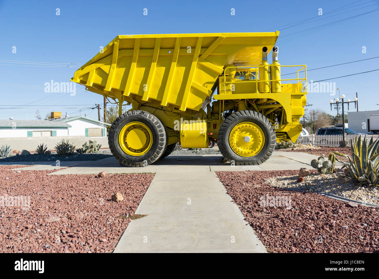 yellow-dump-truck-cartoon-vector-cartoondealer-34375881