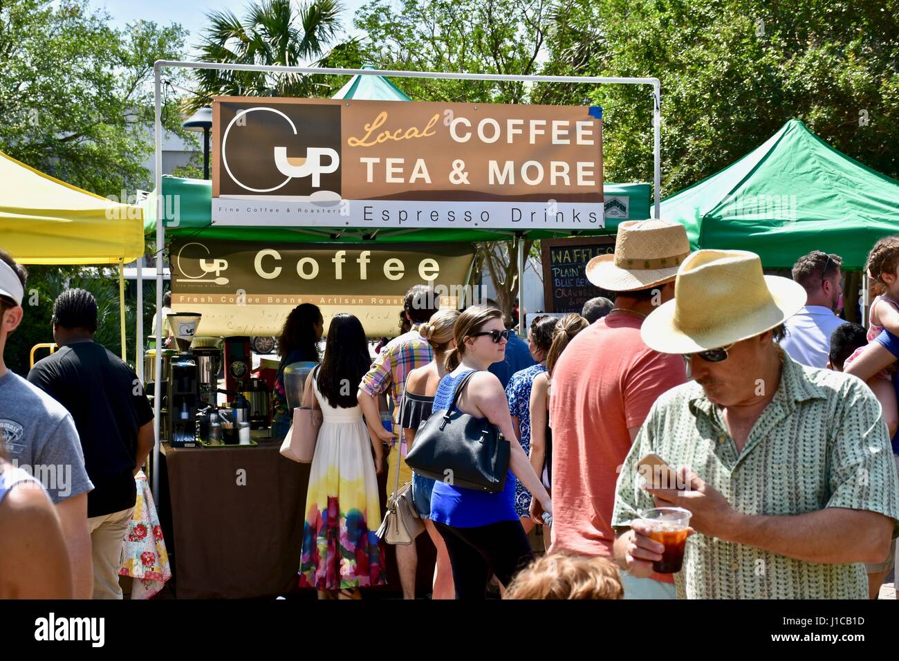 Farmers market coffee hires stock photography and images Alamy