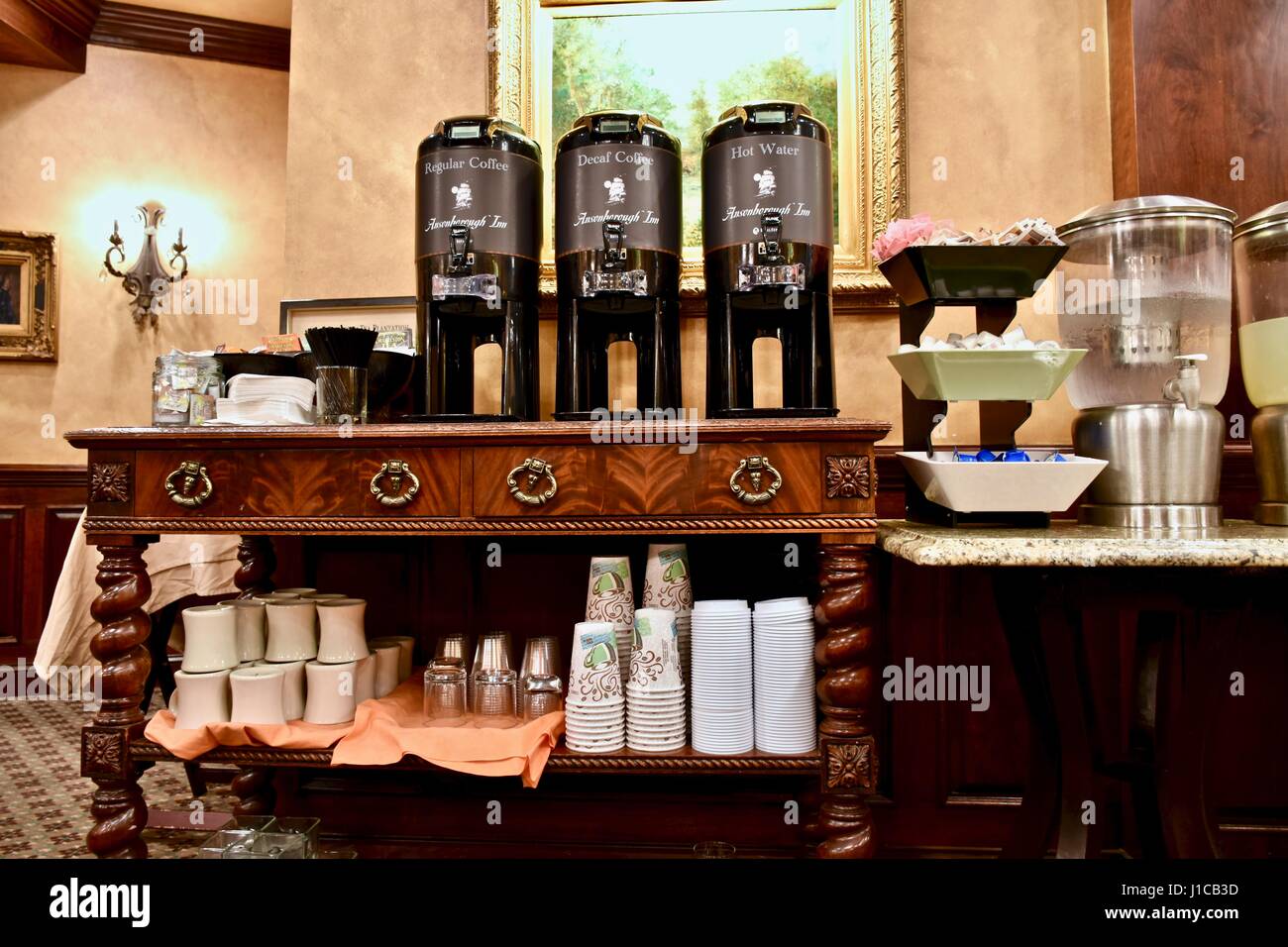 Coffee stand hi-res stock photography and images - Alamy