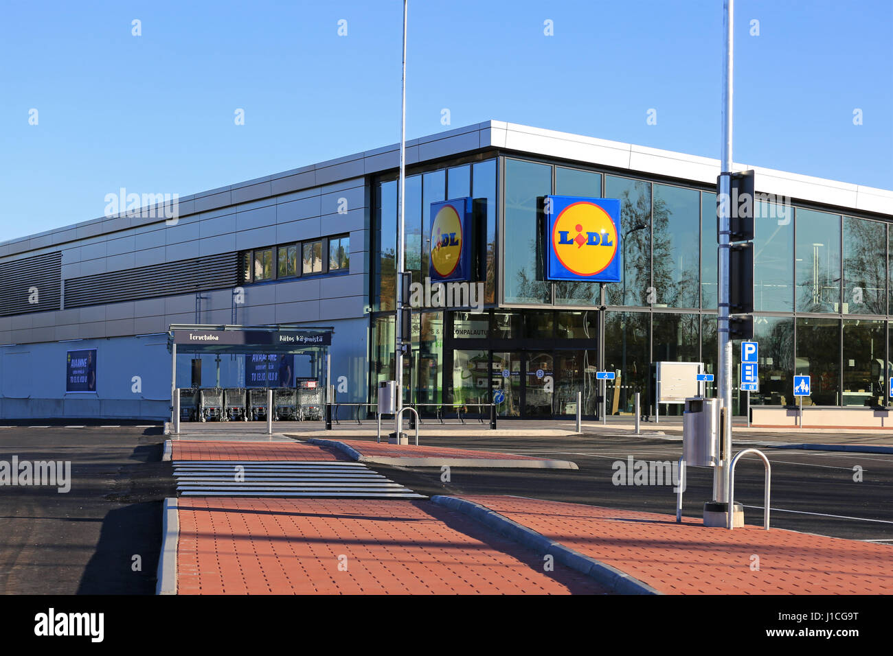 Lidl store hires stock photography and images Alamy