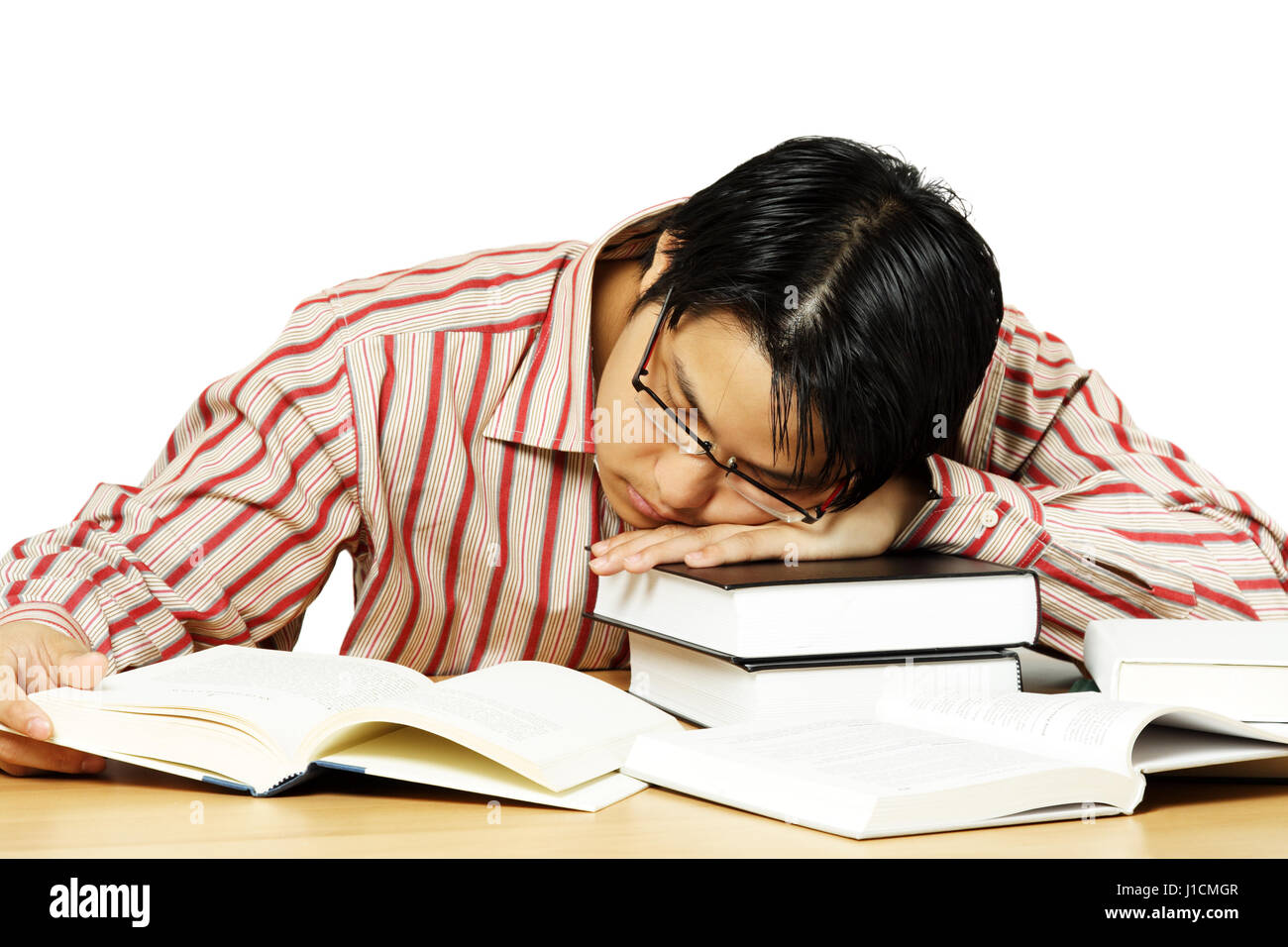 Почему при чтении зеваешь. Уставший человек. Человек уставший книга. Зевать с книгой. Усталый человек при чтении.
