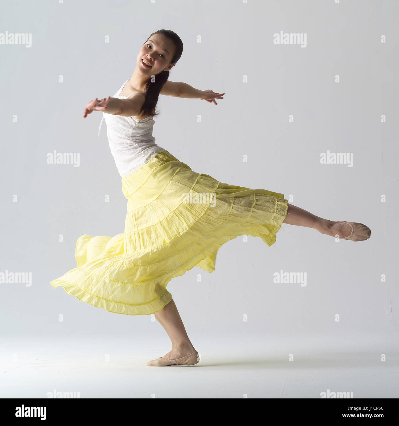 Mature woman dancing ballet in hi-res stock photography and images - Alamy