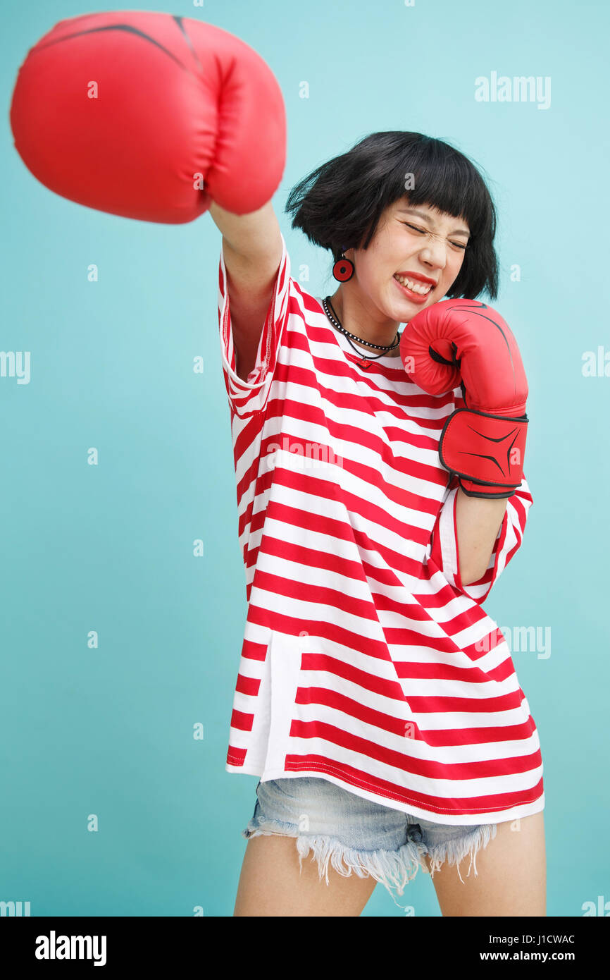 Young Women Practice Boxing Stock Photo Alamy   Young Women Practice Boxing J1CWAC 