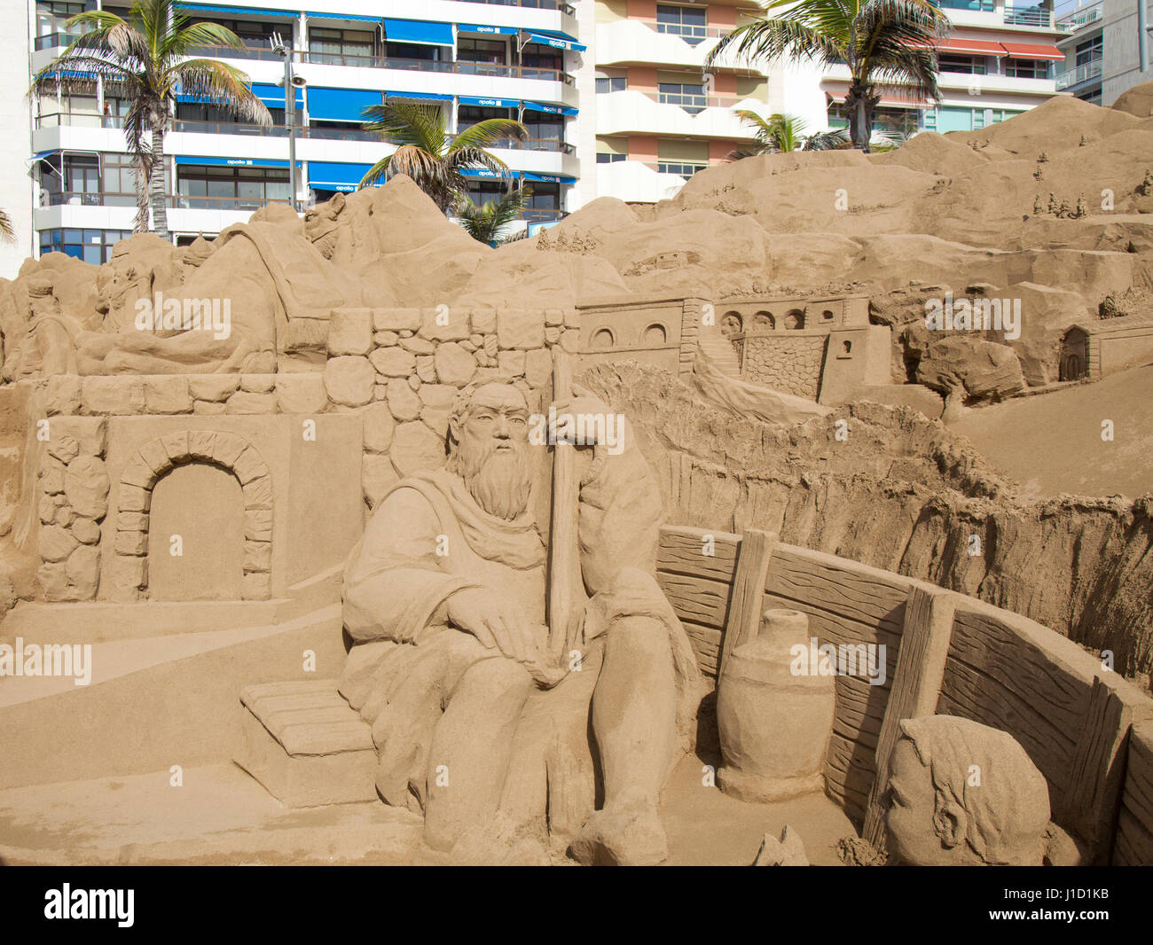 Las Palmas de Gran Canaria 2015, Nativity scenes made of sand Belen De ...