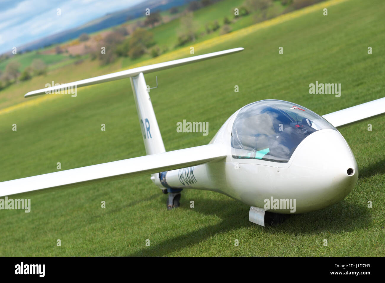 Schempp Hirth Discus CS single seat glider in the UK Stock Photo Alamy