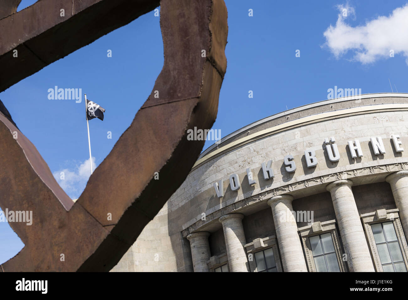 Berlin, Berlin, Germany. 20th Apr, 2017. The steel sculpture 'Laufendes Rad' (English: 'Running Wheel'), designed by RAINER HAUSSMANN in 1994, in front of the main entrance of the Volksbuehne Berlin. The sculpture will be dismantled at the end of the current season in protest against the new director CHRIS DERCON. Credit: Jan Scheunert/ZUMA Wire/Alamy Live News Stock Photo