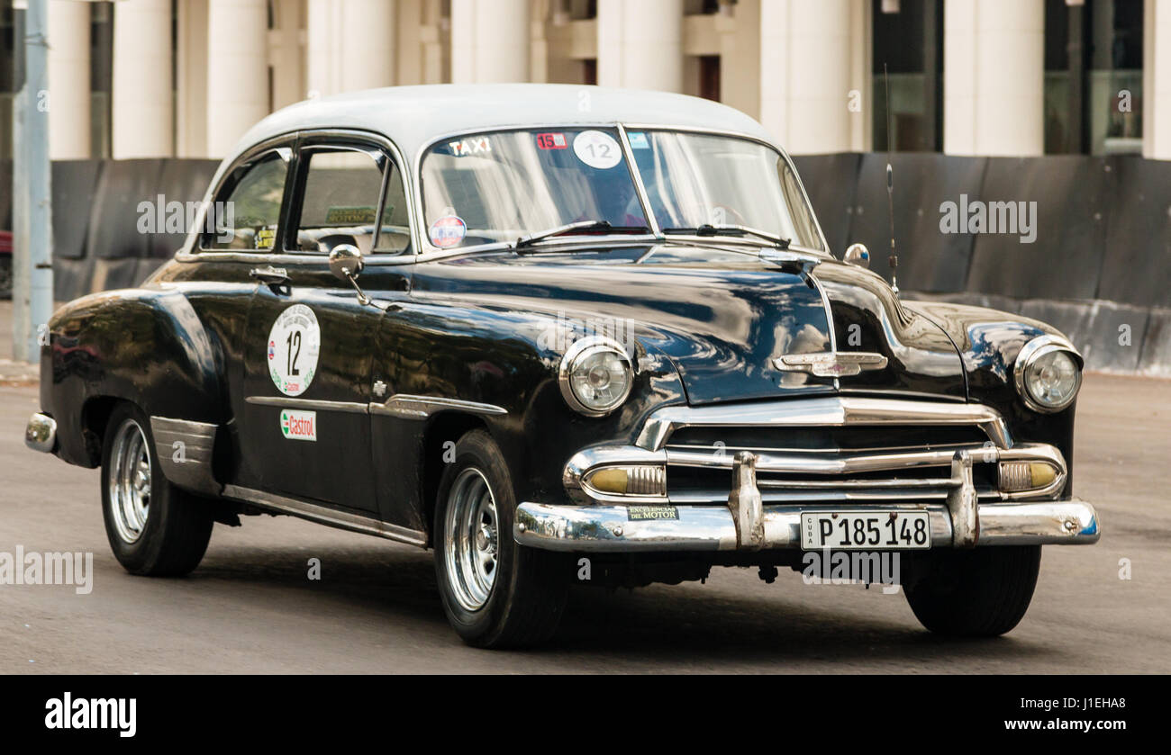 Cubas Beautiful Classic Cars High Resolution Stock Photography and ...