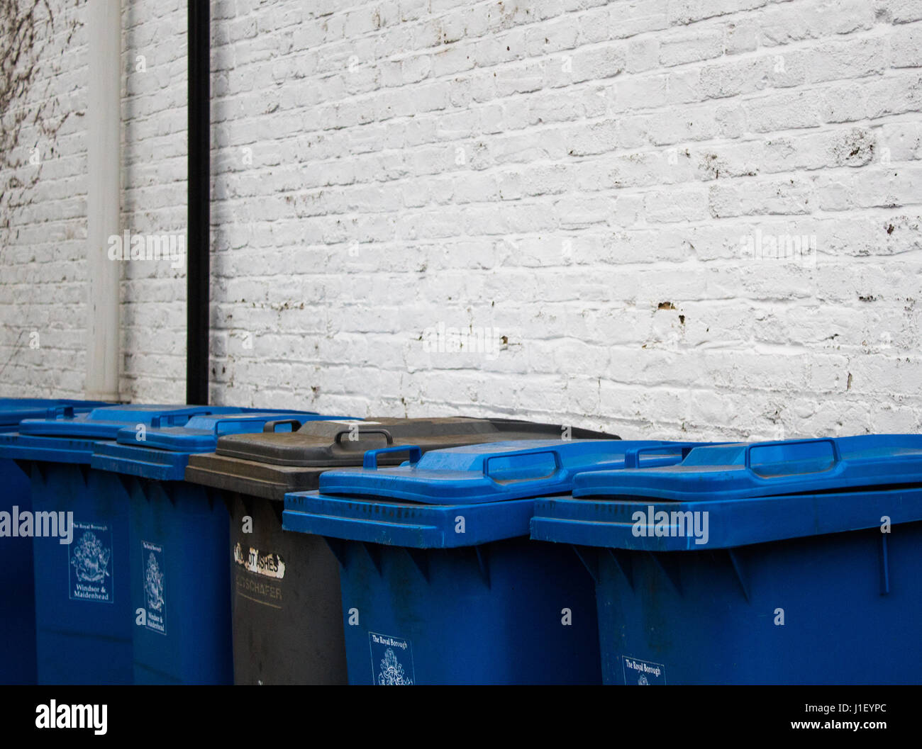 Residential trash hires stock photography and images Alamy