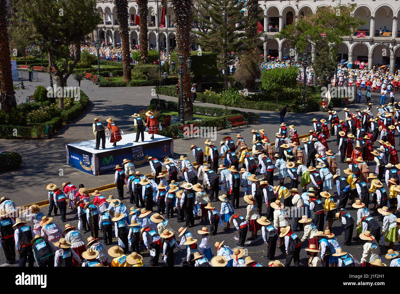 Peruvian folk dance hires stock photography and images Alamy