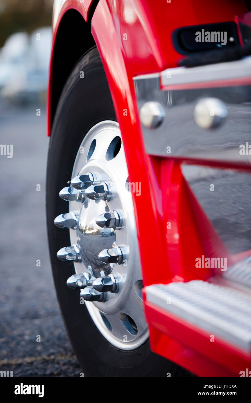 Semi truck steering wheel hi-res stock photography and images - Alamy