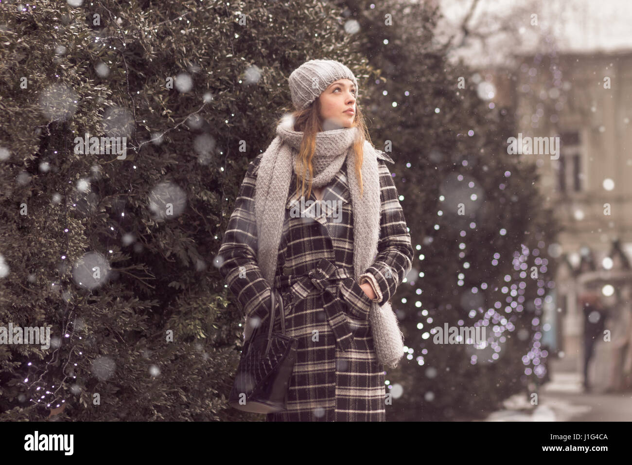 Winter Outdoor Fashion: Stunning Young Woman Image & Design ID 0000472383 