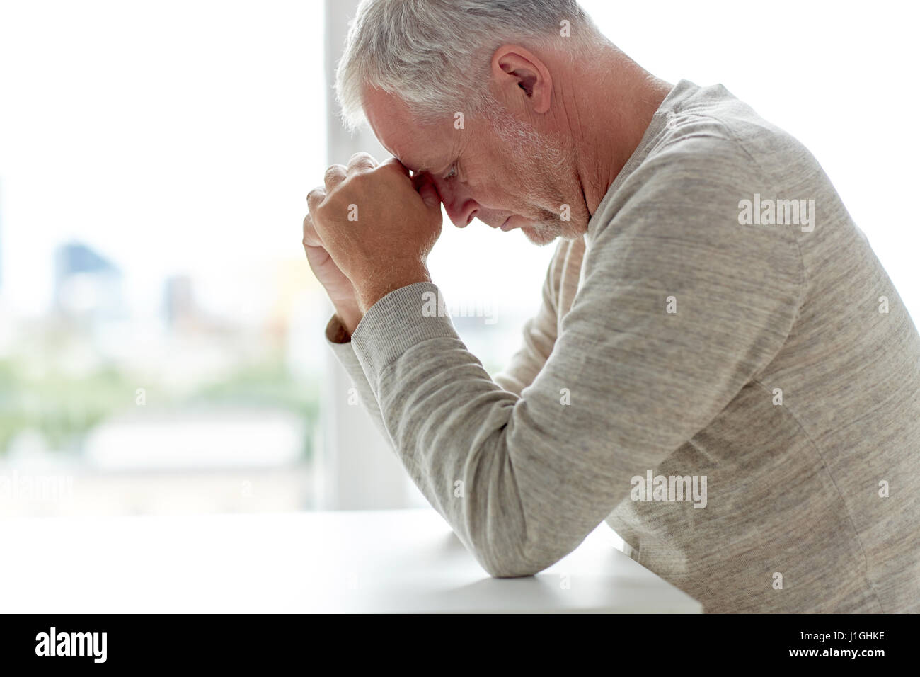 Senior problem hi-res stock photography and images - Alamy