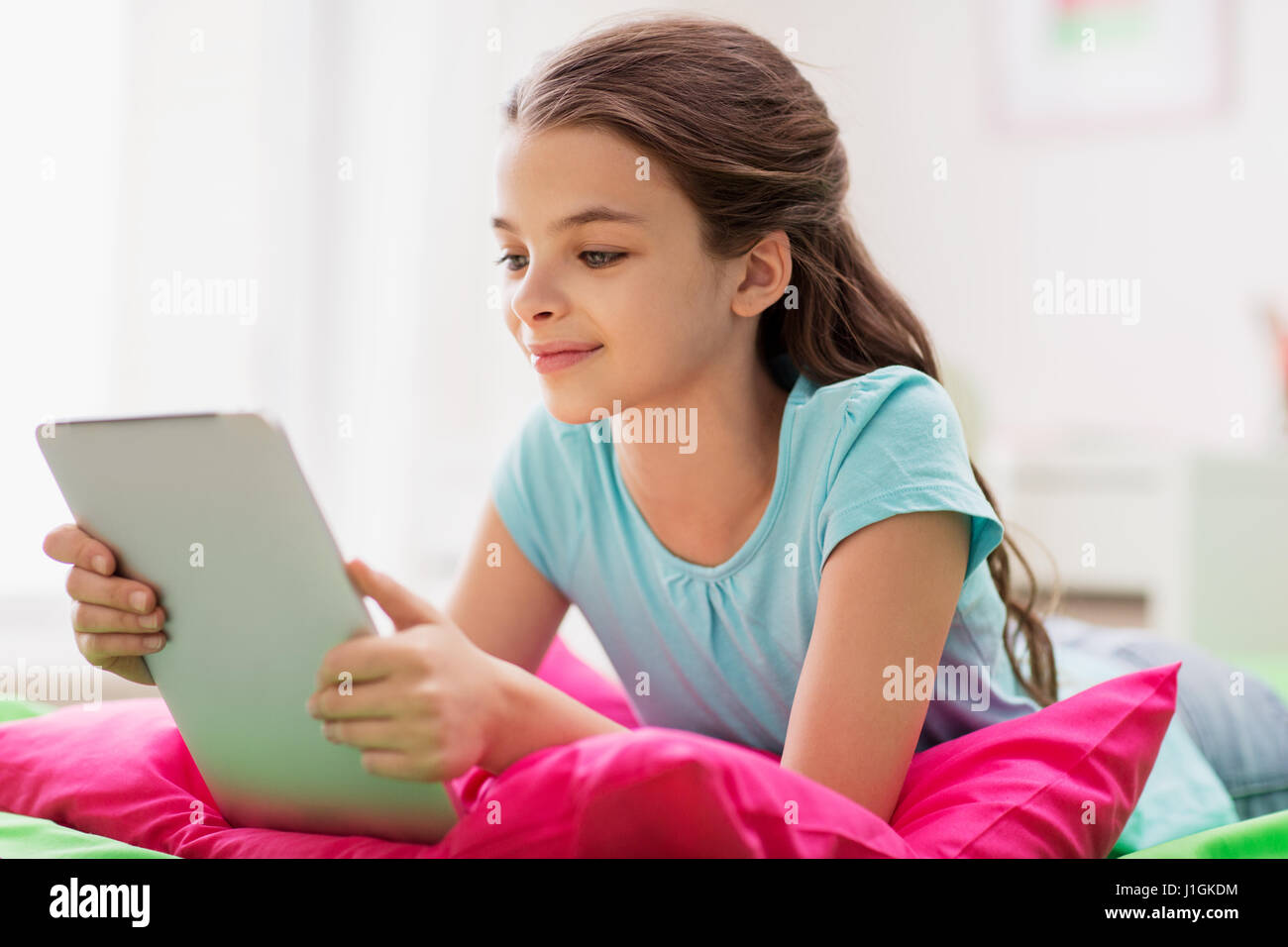 Preteen girl lying bed hi-res stock photography and images - Alamy
