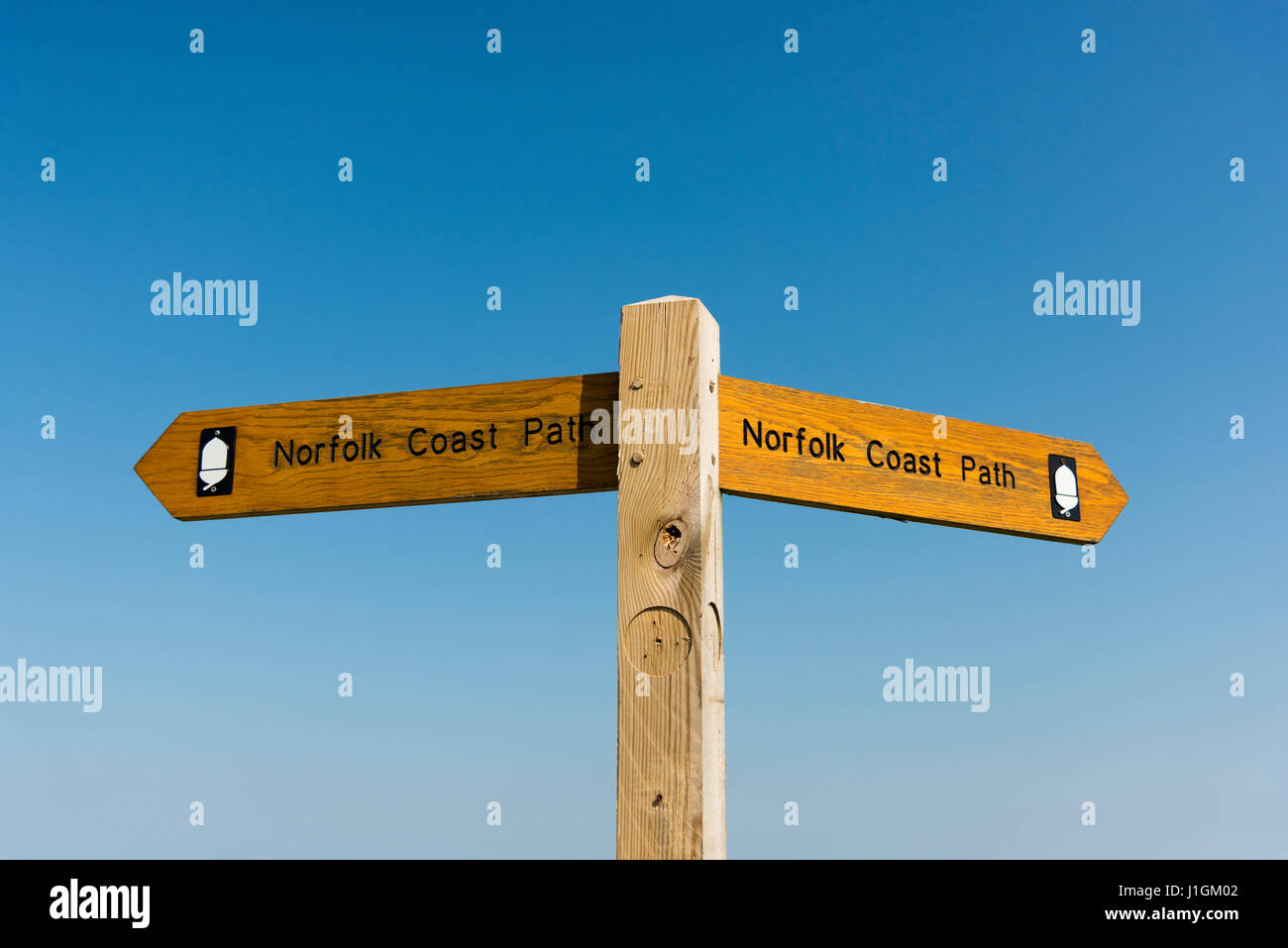 Long distance pathways hi-res stock photography and images - Alamy